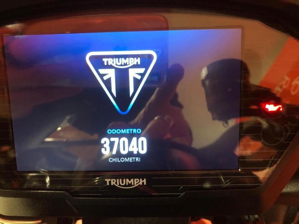 Triumph Street Triple RS (2017 - 19) (3)