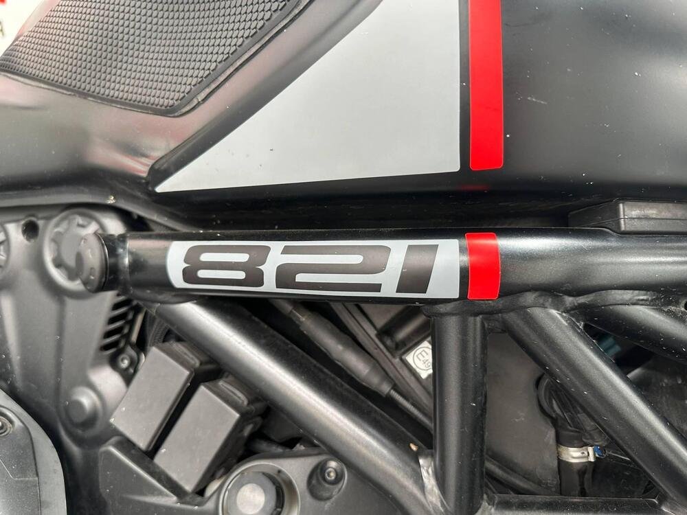 Ducati Monster 821 Stealth (2019 - 20) (5)