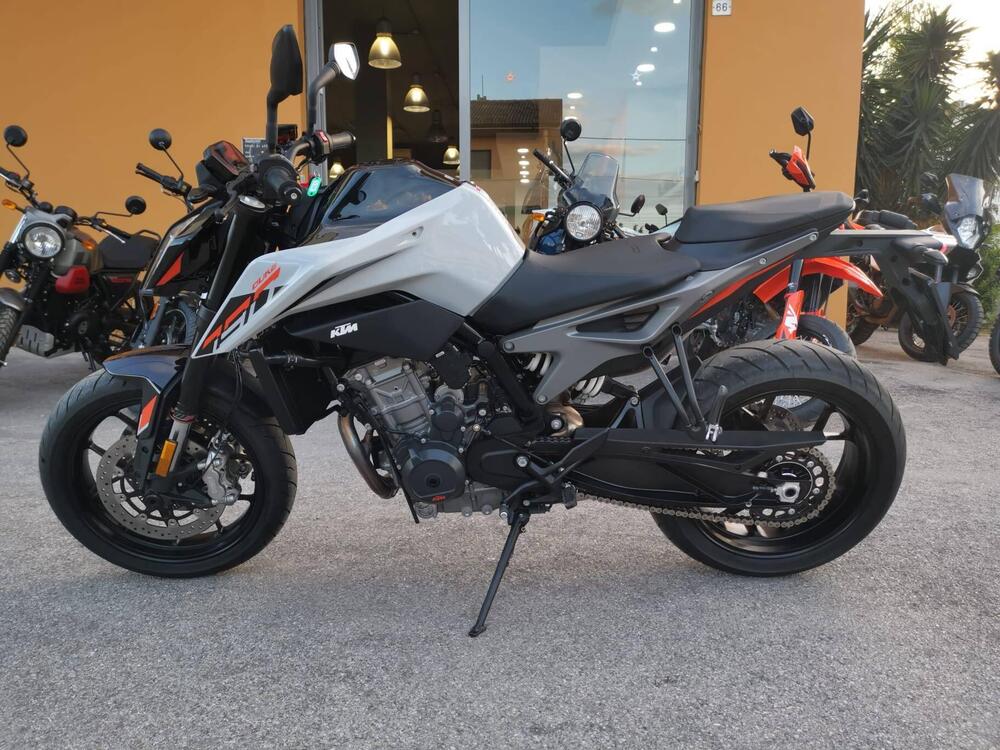 KTM 790 Duke L (2023 - 24) (2)