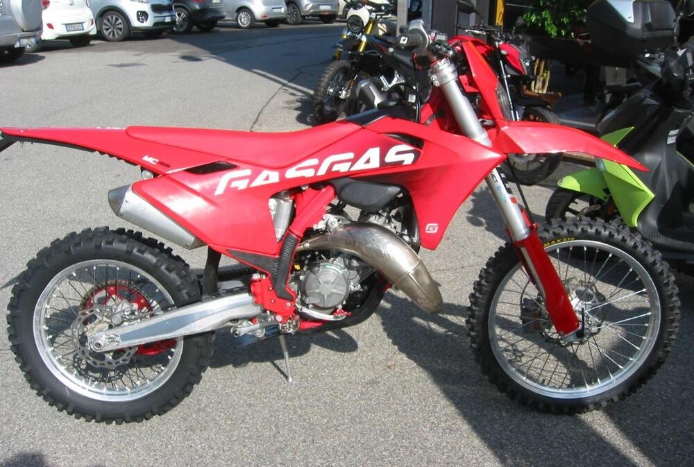GASGAS MC 125 (2024) (4)