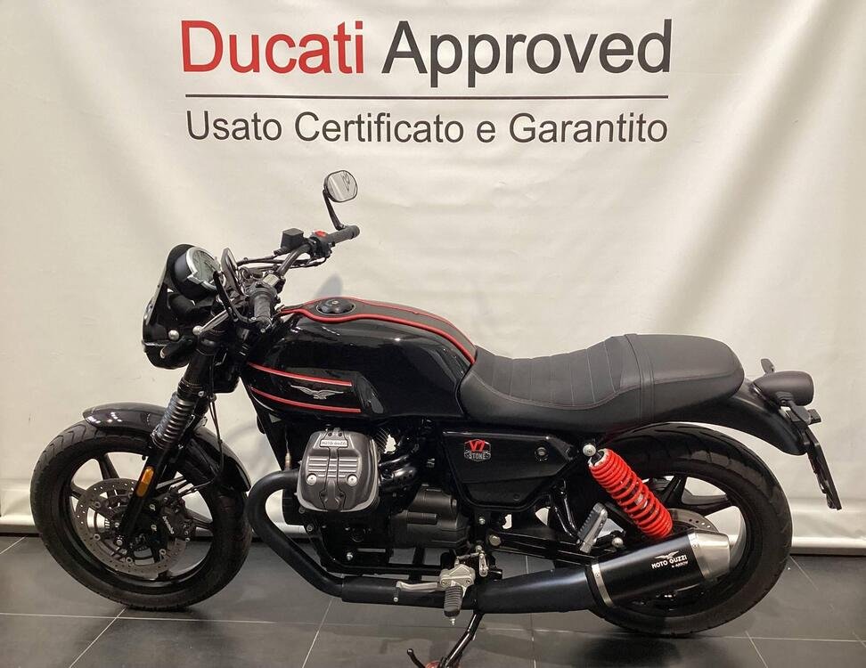 Moto Guzzi V7 Special Edition (2022 - 24) (3)