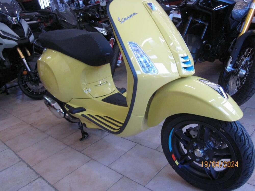 Vespa Primavera 125 (2024) (3)