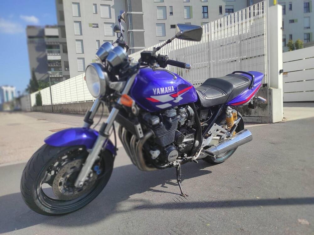 Yamaha XJR 1300 (1999 - 02) (5)