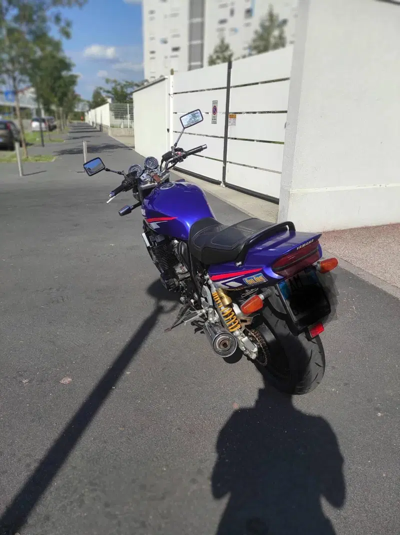 Yamaha XJR 1300 (1999 - 02) (4)