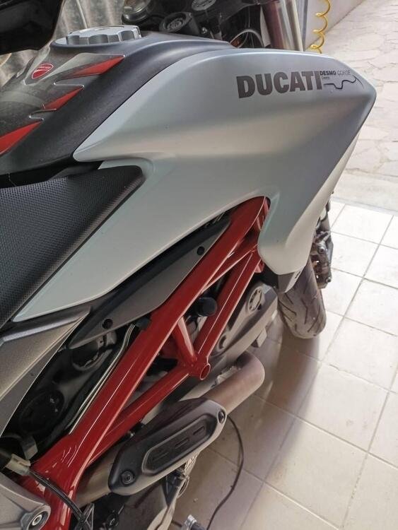 Ducati Hypermotard 939 (2016 - 18) (4)
