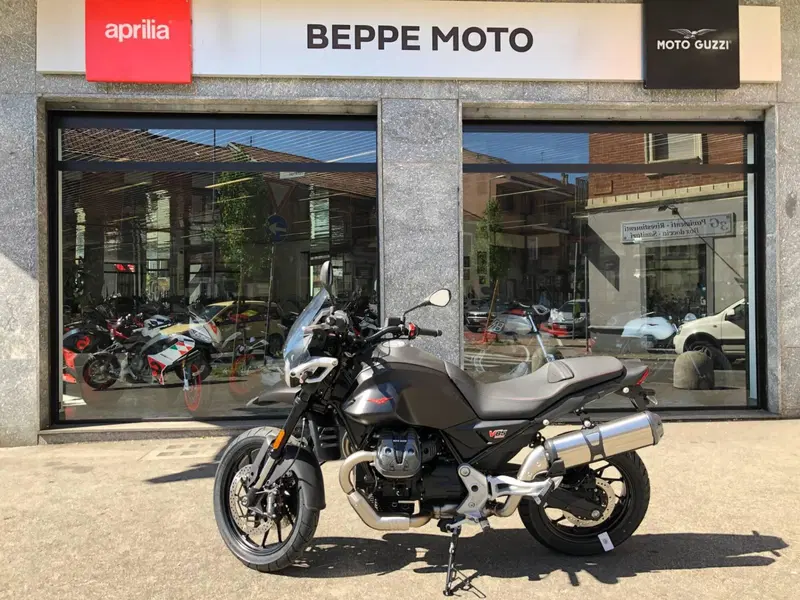 Moto Guzzi V85 Strada (2024 - 26) (3)