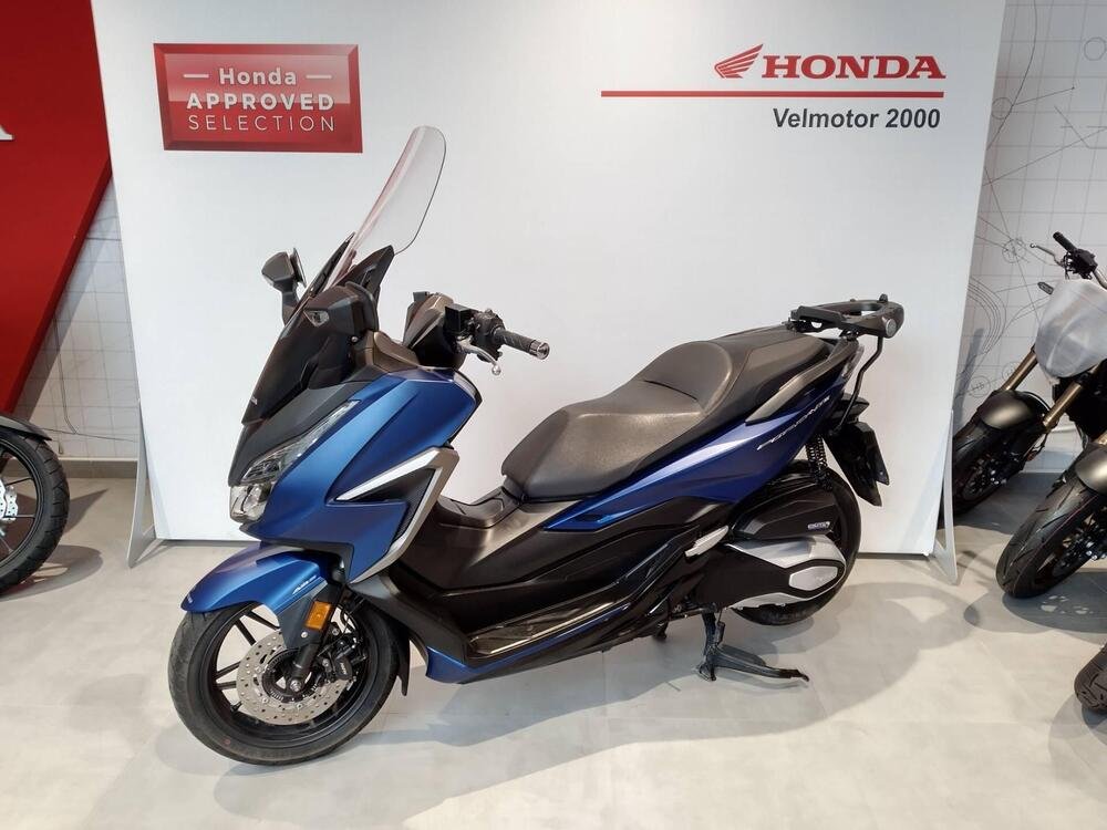 Honda Forza 350 (2022) (2)