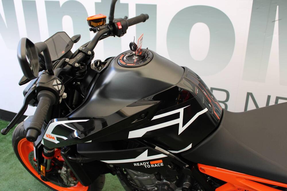 KTM 890 Duke (2021 - 23) (5)