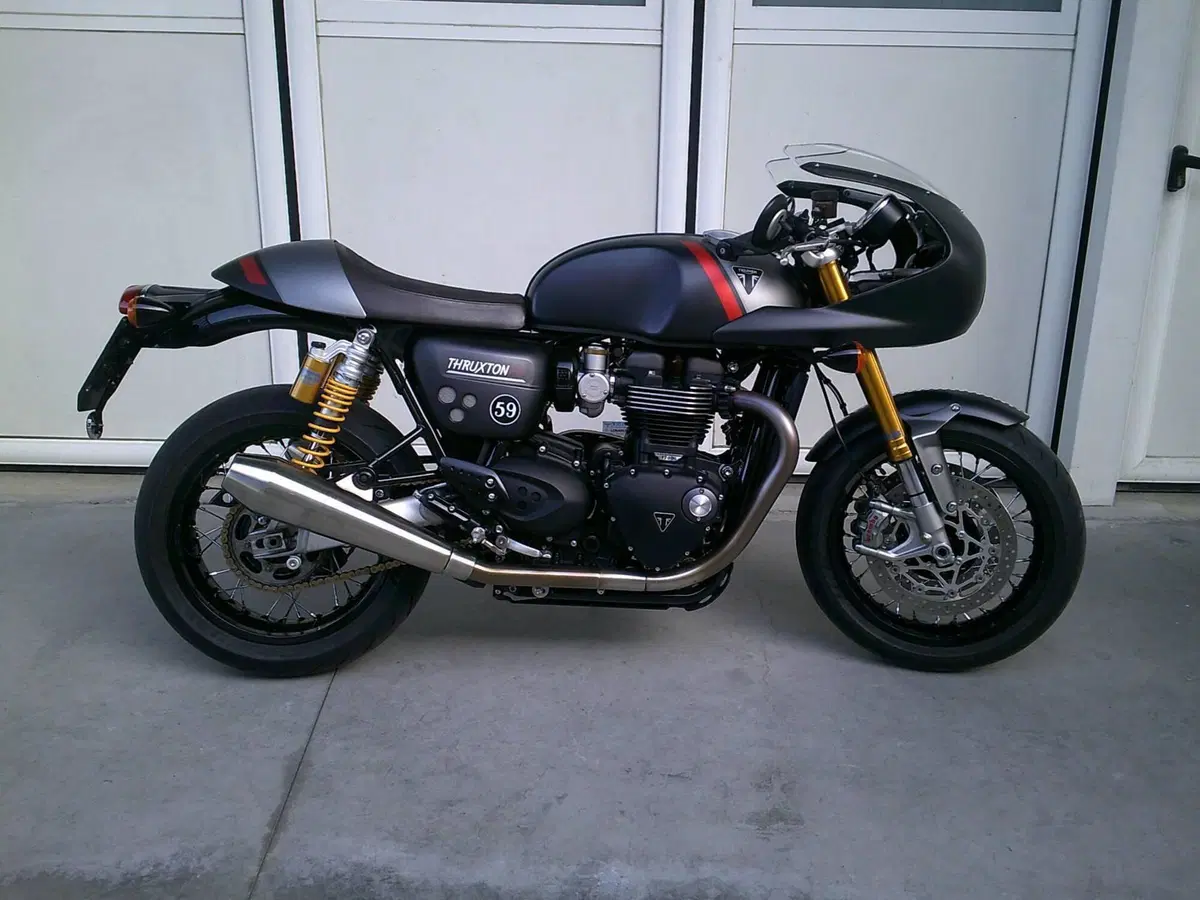 Triumph Thruxton RS (2020 - 25)