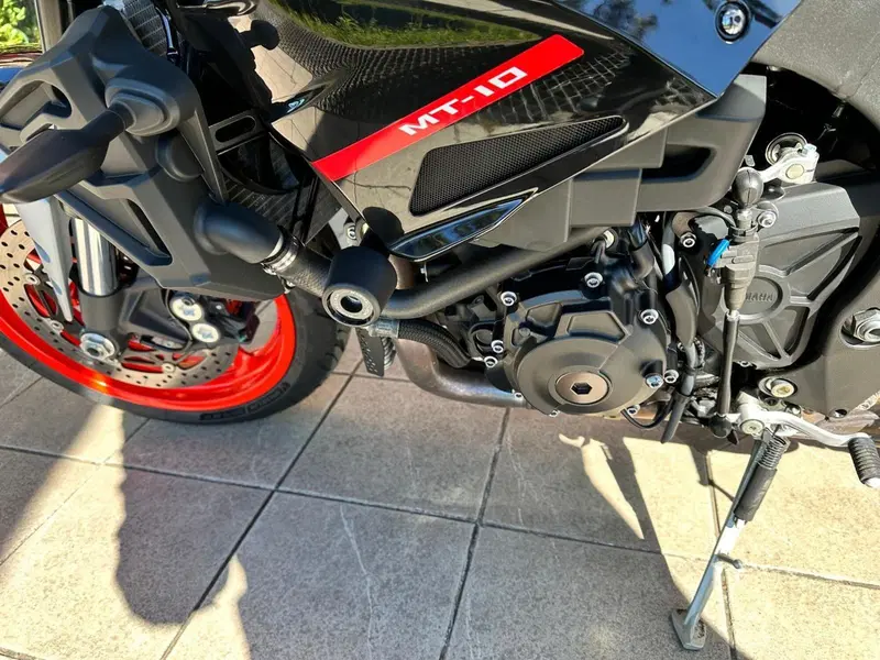 Yamaha MT-10 (2017 - 20) (13)