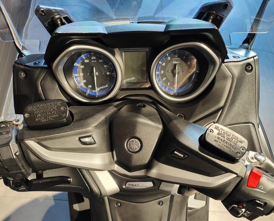 Yamaha T-Max 530 SX (2017 - 19) (3)
