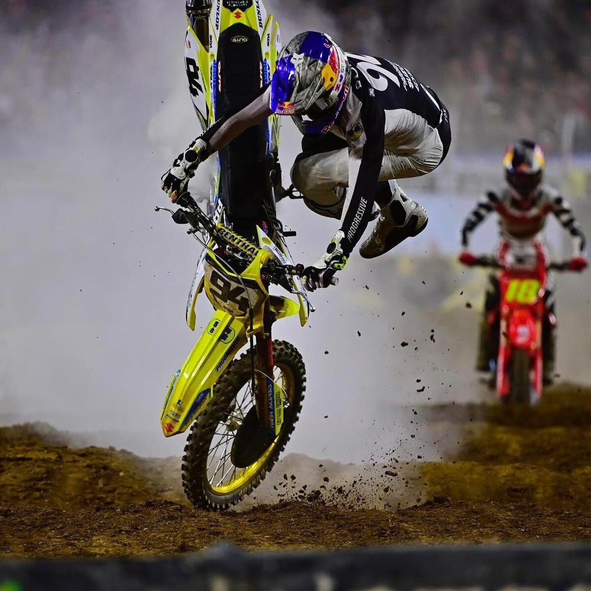 AMA Supercross 2024 Lawrence dominates in Nashville, the highlights of