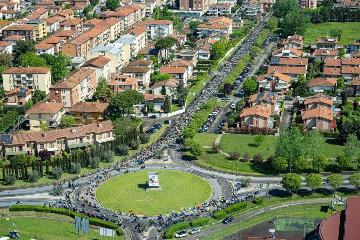 Vespa world days: la festa della Vespa, profumi e musica, ma solo per chi ha sviluppato altri sensi
