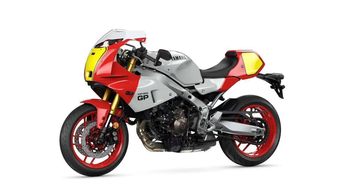 Yamaha XSR 900 GP TEST: ritorno alla "Golden Age" [VIDEO & GALLERY] (13)
