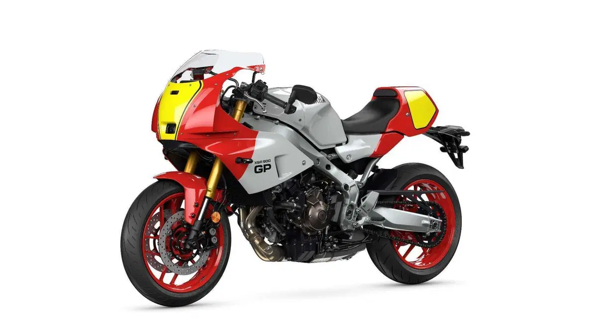 Yamaha XSR 900 GP TEST: ritorno alla "Golden Age" [VIDEO & GALLERY] (14)