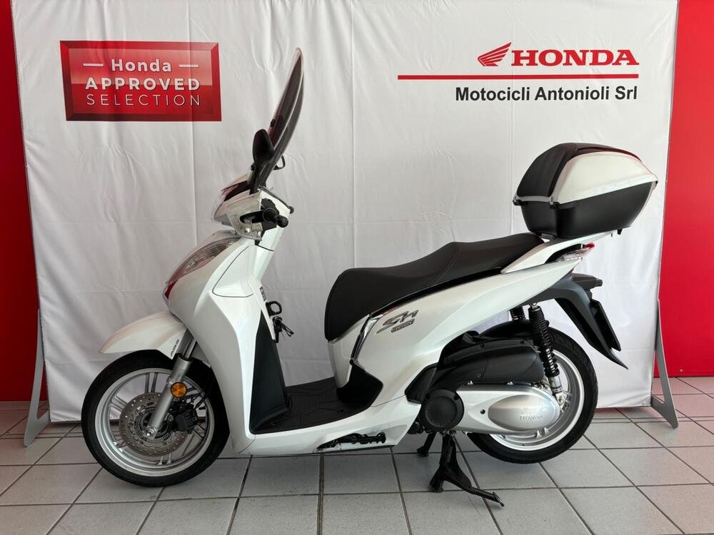 Honda SH 300 i ABS (2016 - 20) (2)