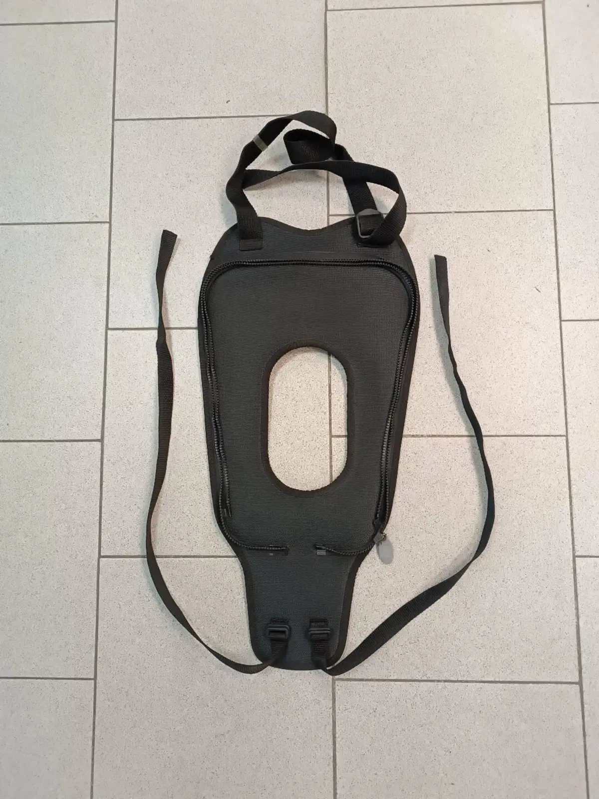 Base borsa serbatoio Famsa