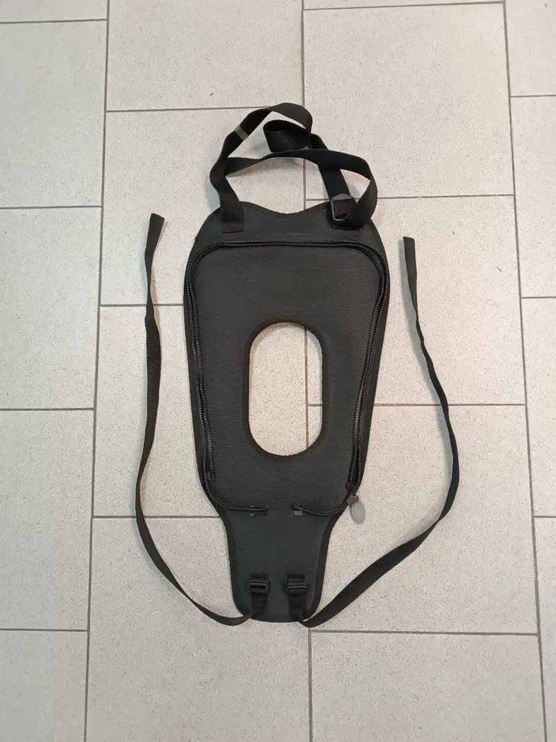 Base borsa serbatoio Famsa