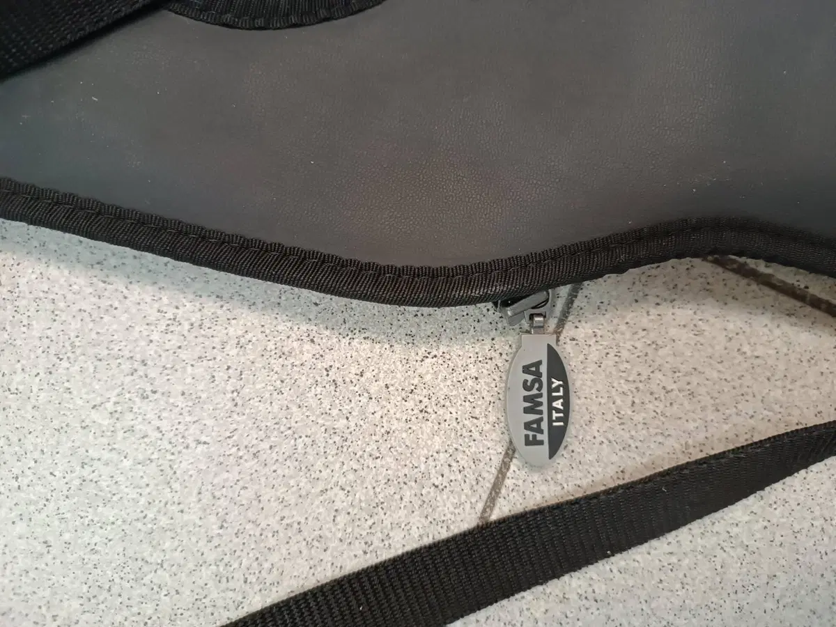 Base borsa serbatoio Famsa (3)
