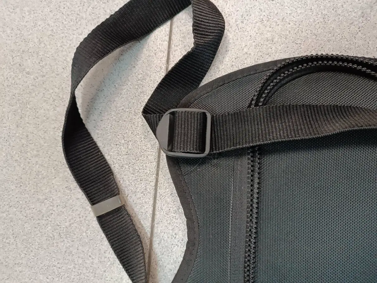 Base borsa serbatoio Famsa (7)