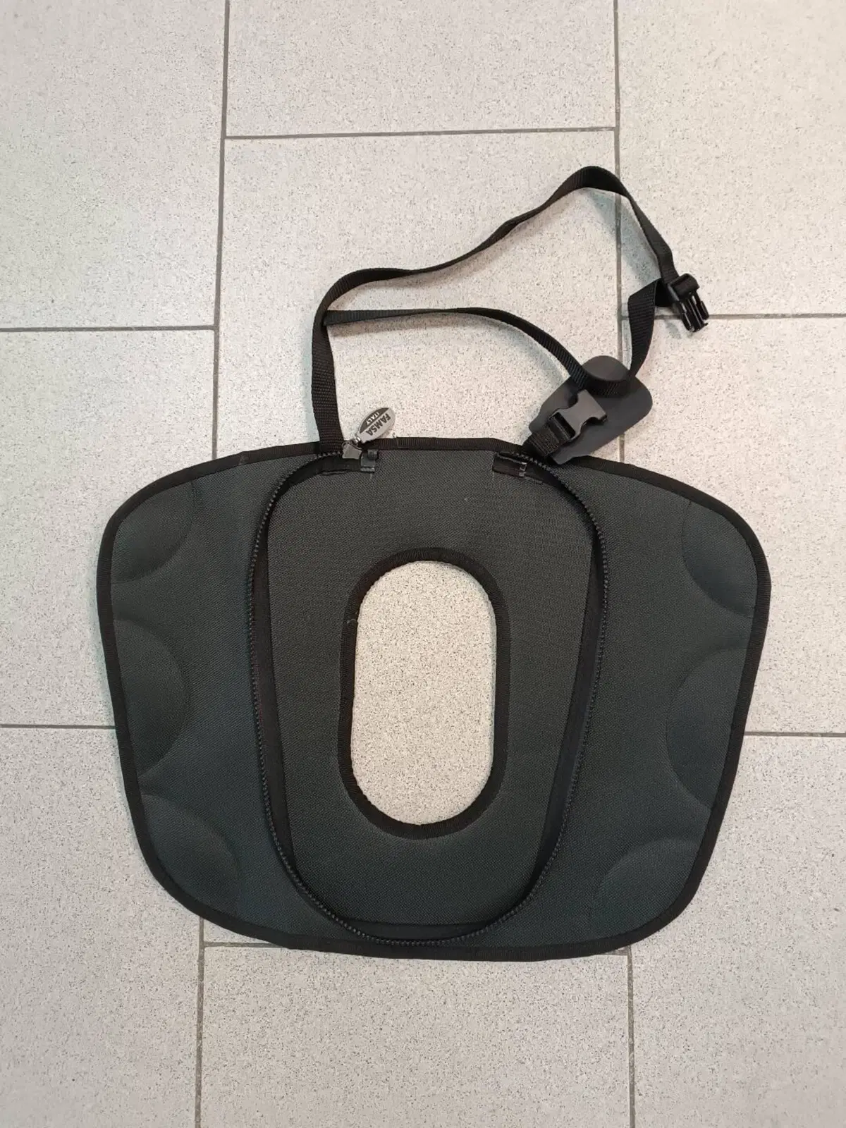 Base borsa serbatoio Famsa (8)