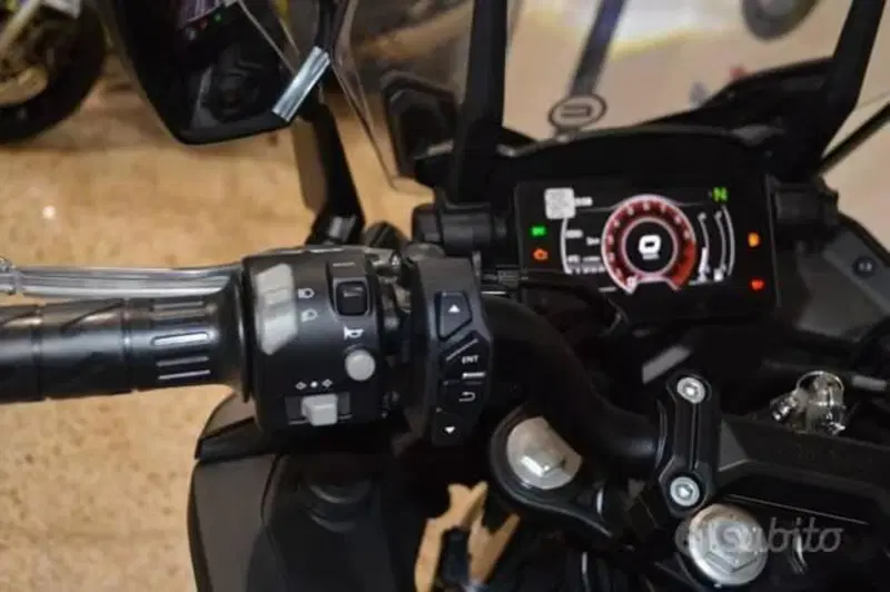 CFMOTO 650GT (2021 - 26) (5)