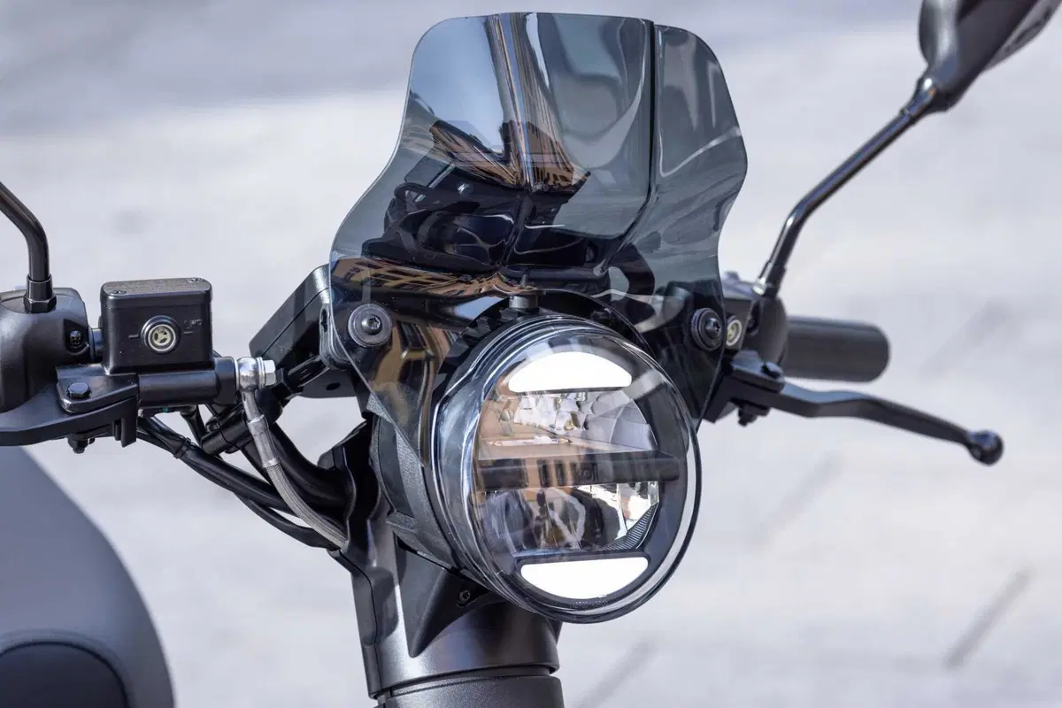 Askoll XKP 80: più potenza e autonomia, stessa praticità. Il nostro TEST (7)