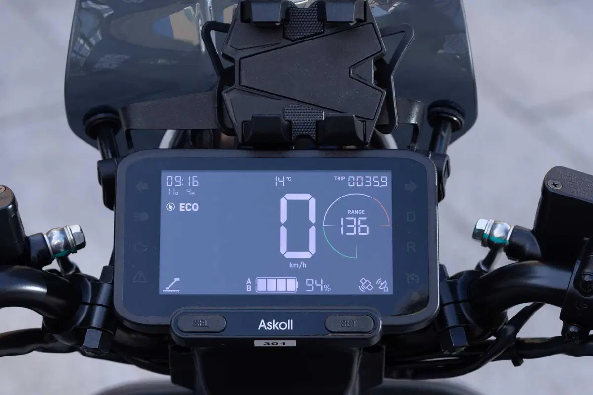Askoll XKP 80: più potenza e autonomia, stessa praticità. Il nostro TEST (9)