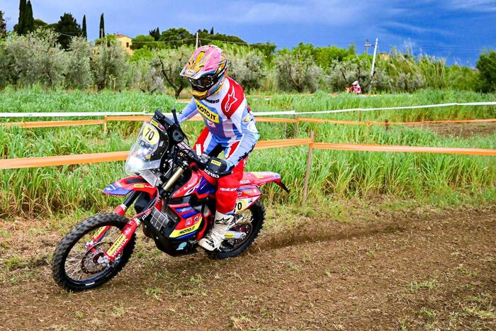 Il Perfetto nel fettucciato con la Honda CRF 450 RX Rally