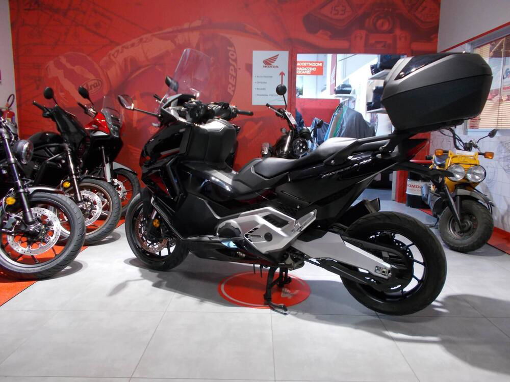 Honda Forza 750 DCT Urban (2021 - 24) (4)