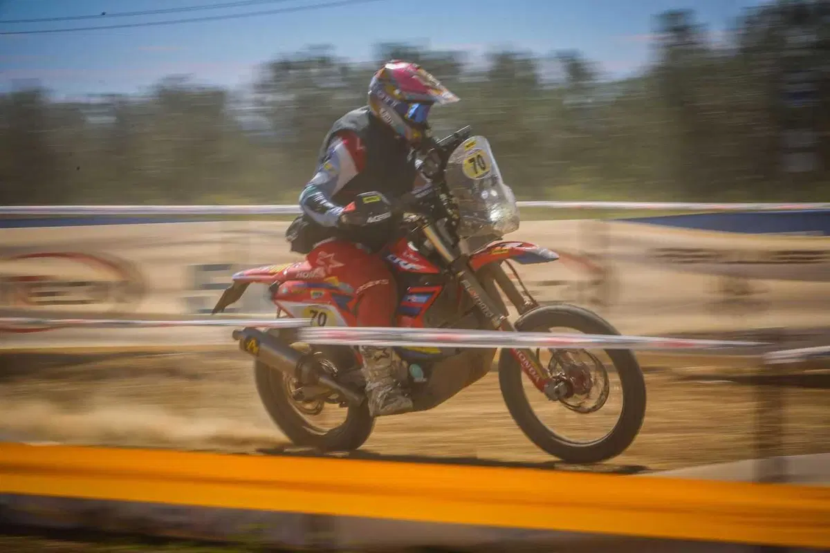 Italiano Motorally, Riotorto: con la Honda CRF 450 RALLY in un mare di fango! (10)