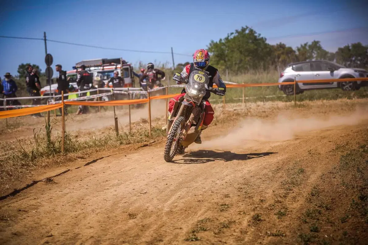 Italiano Motorally, Riotorto: con la Honda CRF 450 RALLY in un mare di fango! (12)