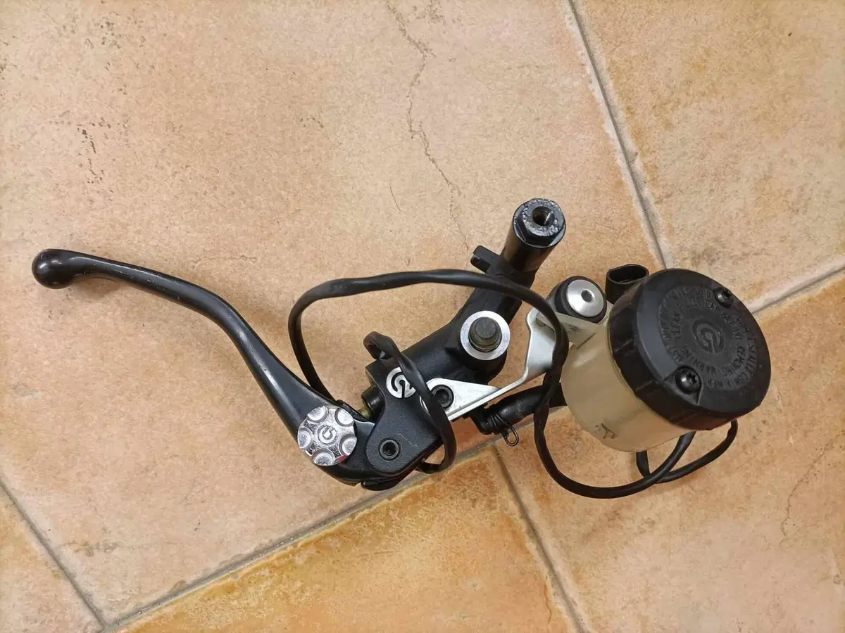 PARTI RICAMBIO PER KTM 1190 ADVENTURE (11)