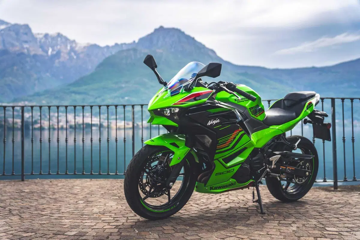 Kawasaki Z500 o Ninja 500? Quale scegliere? [VIDEO] (34)