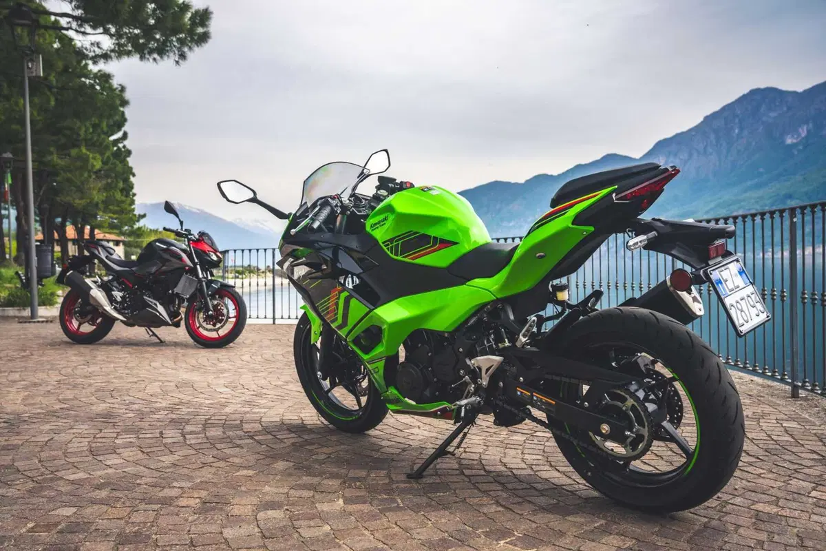 Kawasaki Z500 o Ninja 500? Quale scegliere? [VIDEO] (35)