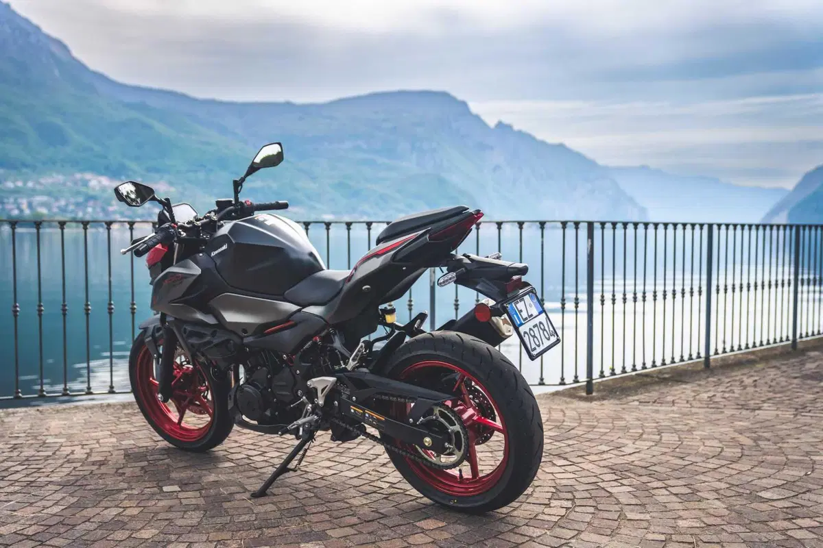 Kawasaki Z500 o Ninja 500? Quale scegliere? [VIDEO] (51)