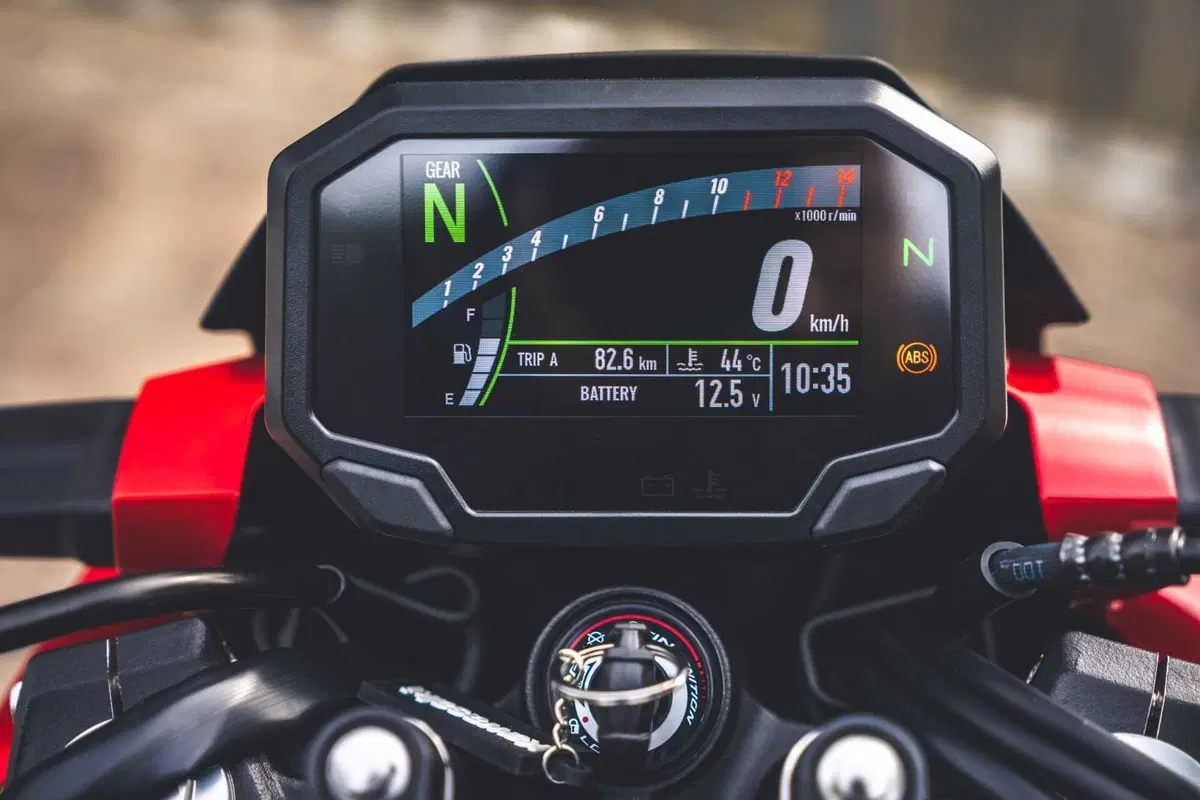 Kawasaki Z500 o Ninja 500? Quale scegliere? [VIDEO] (58)