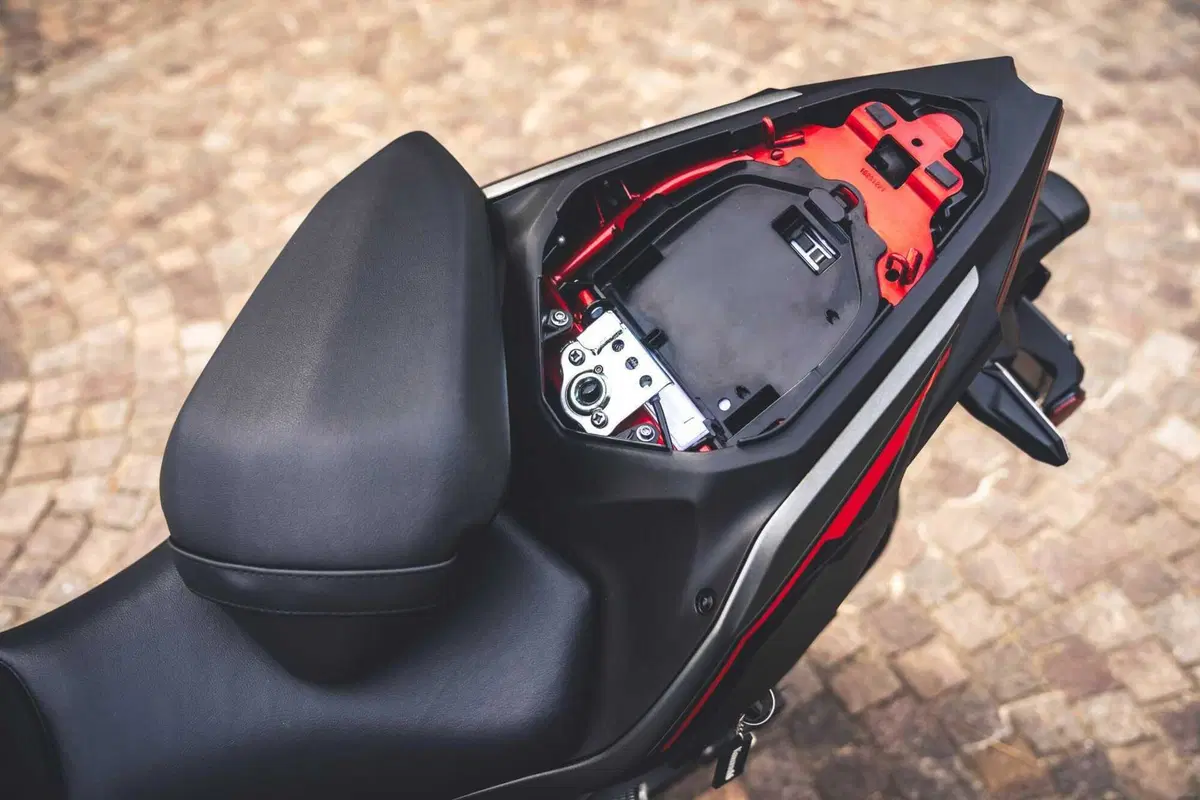 Kawasaki Z500 o Ninja 500? Quale scegliere? [VIDEO] (63)