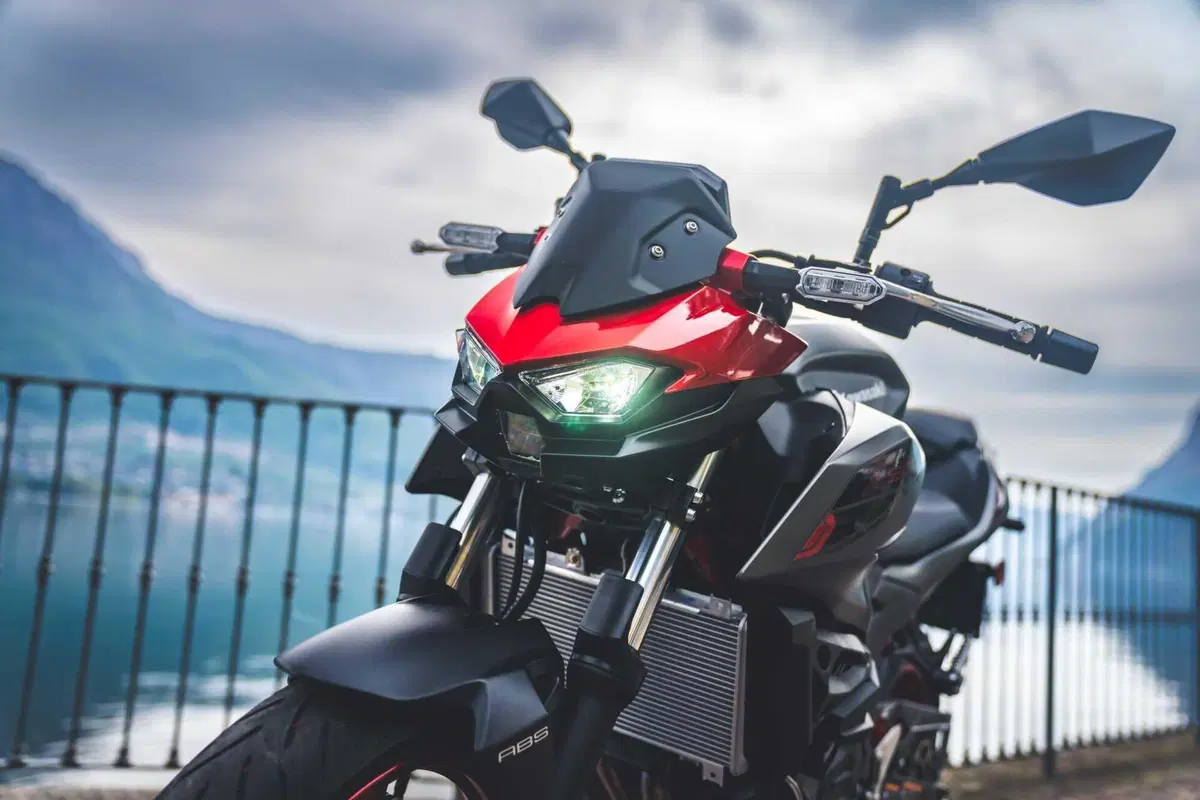 Kawasaki Z500 o Ninja 500? Quale scegliere? [VIDEO] (66)