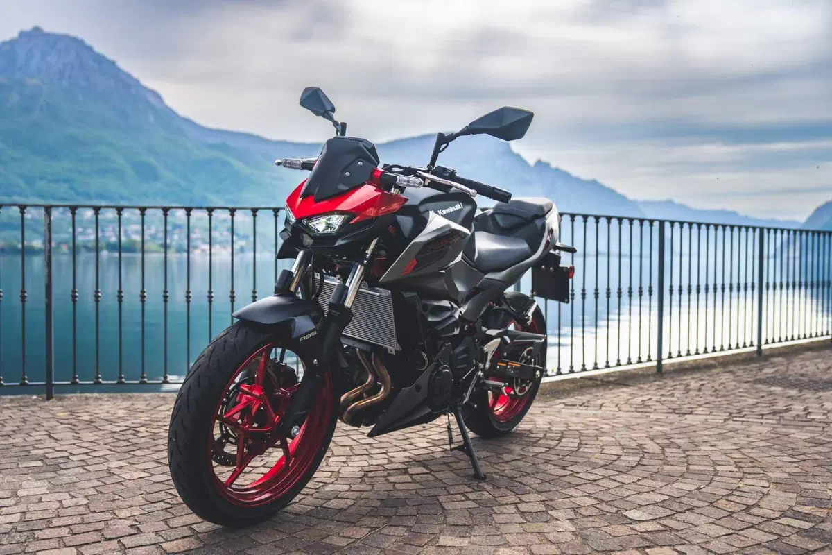 Kawasaki Z500 o Ninja 500? Quale scegliere? [VIDEO] (69)