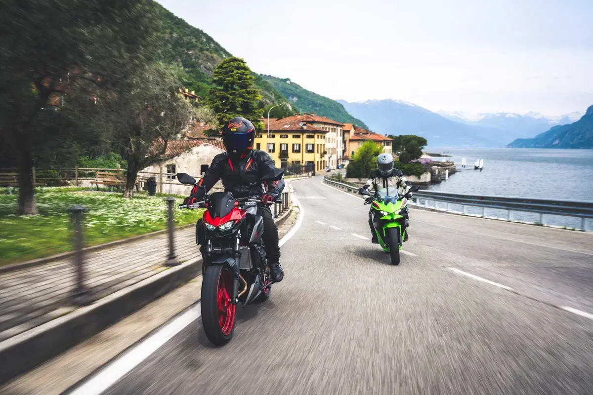 Kawasaki Z500 o Ninja 500? Quale scegliere? [VIDEO] (78)