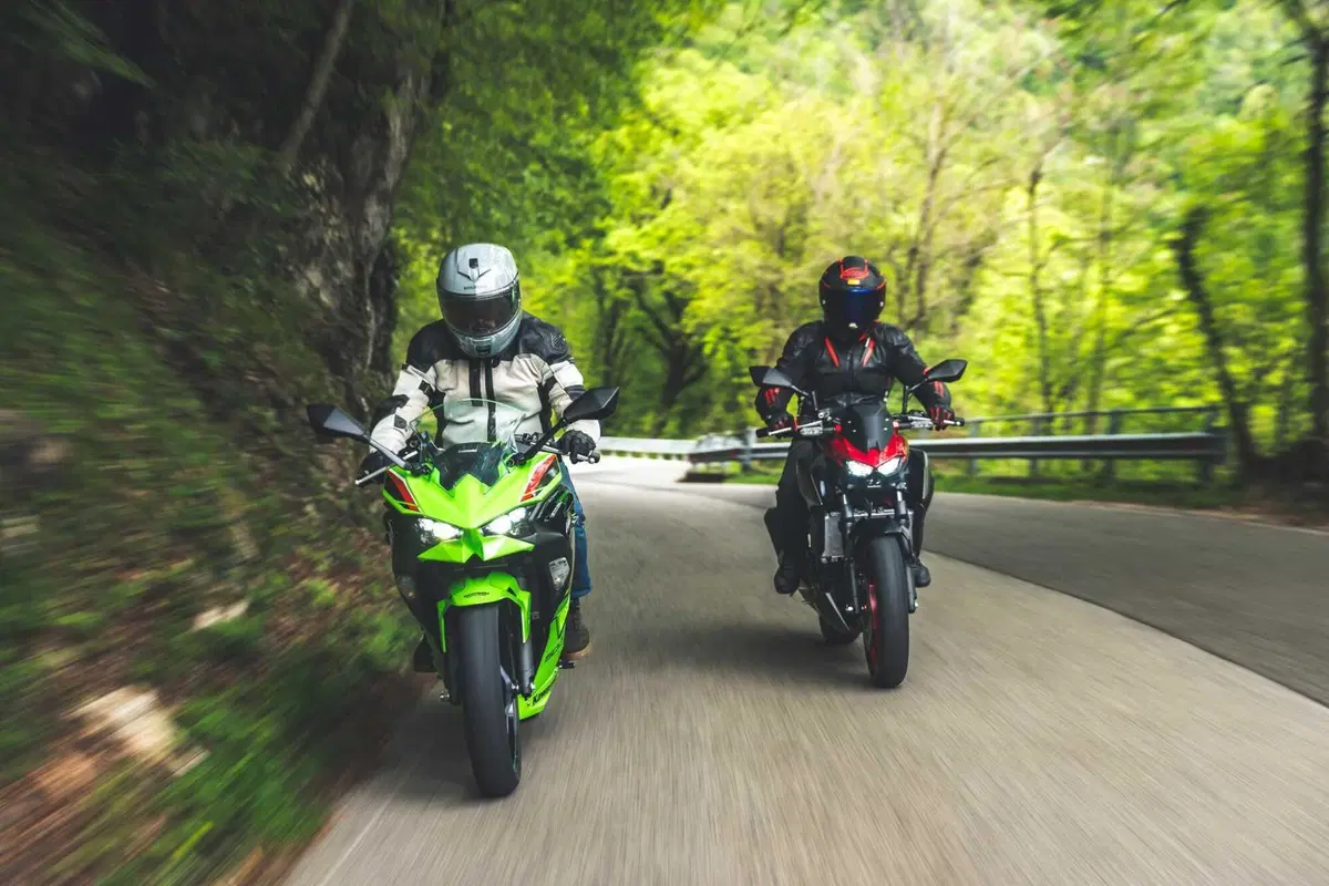 Kawasaki Z500 o Ninja 500? Quale scegliere? [VIDEO] (83)