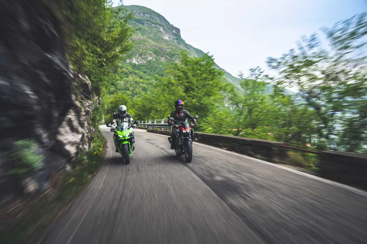 Kawasaki Z500 o Ninja 500? Quale scegliere? [VIDEO] (85)