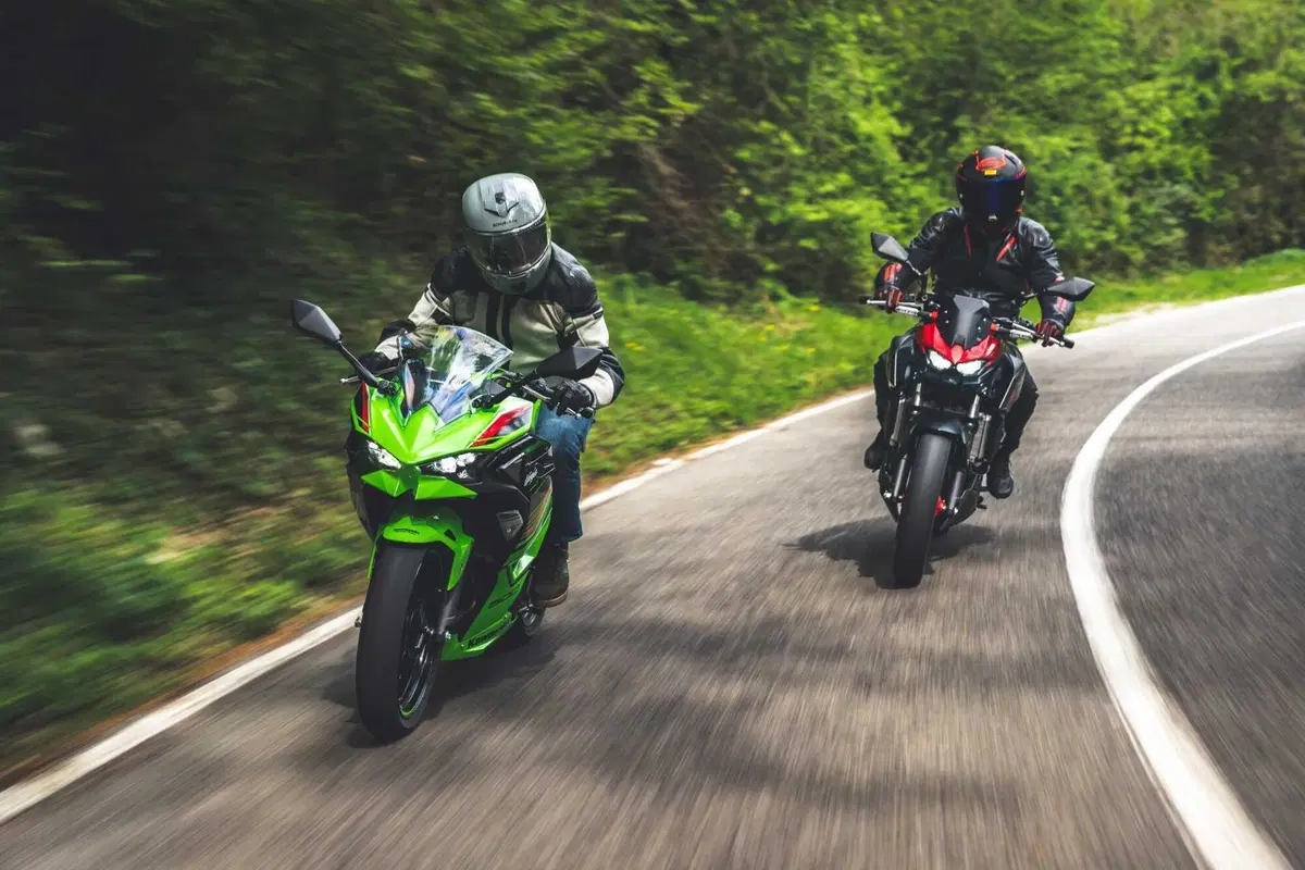 Kawasaki Z500 o Ninja 500? Quale scegliere? [VIDEO] (90)