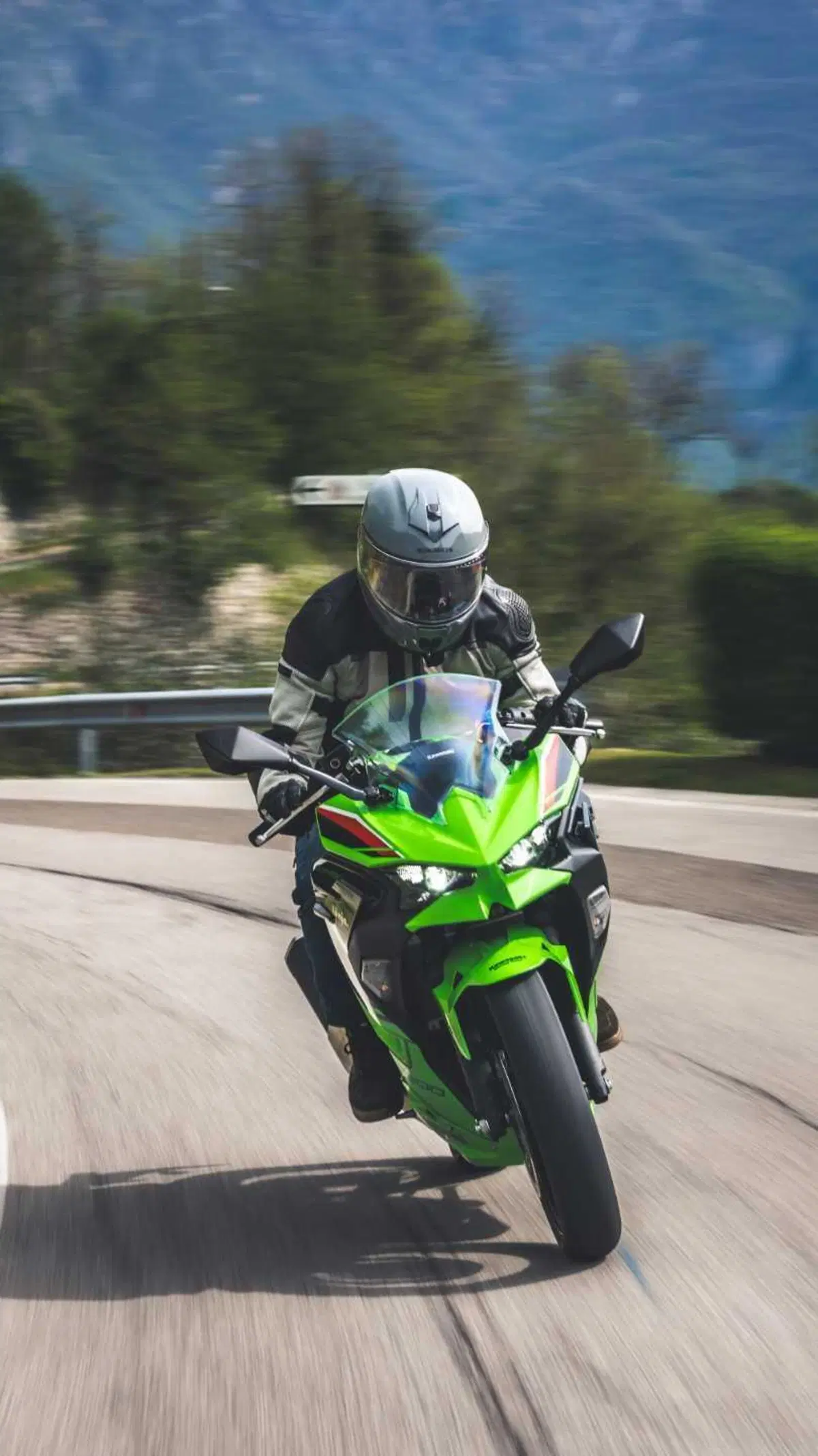 Kawasaki Z500 o Ninja 500? Quale scegliere? [VIDEO] (101)