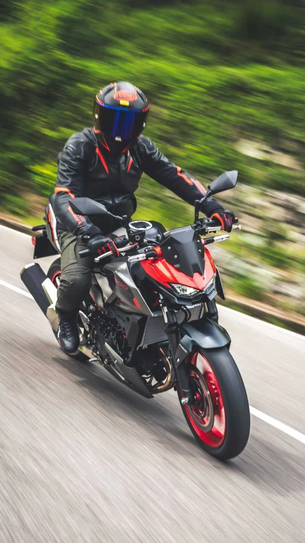 Kawasaki Z500 o Ninja 500? Quale scegliere? [VIDEO] (109)