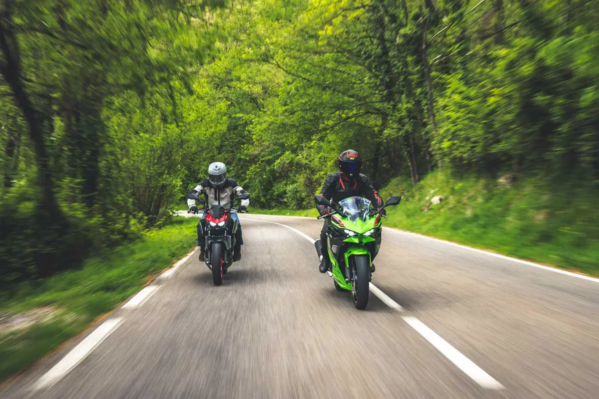 Kawasaki Z500 o Ninja 500? Quale scegliere? [VIDEO] (112)