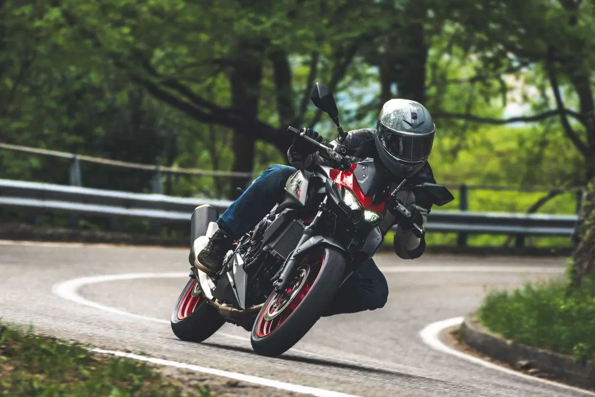 Kawasaki Z500 o Ninja 500? Quale scegliere? [VIDEO] (136)