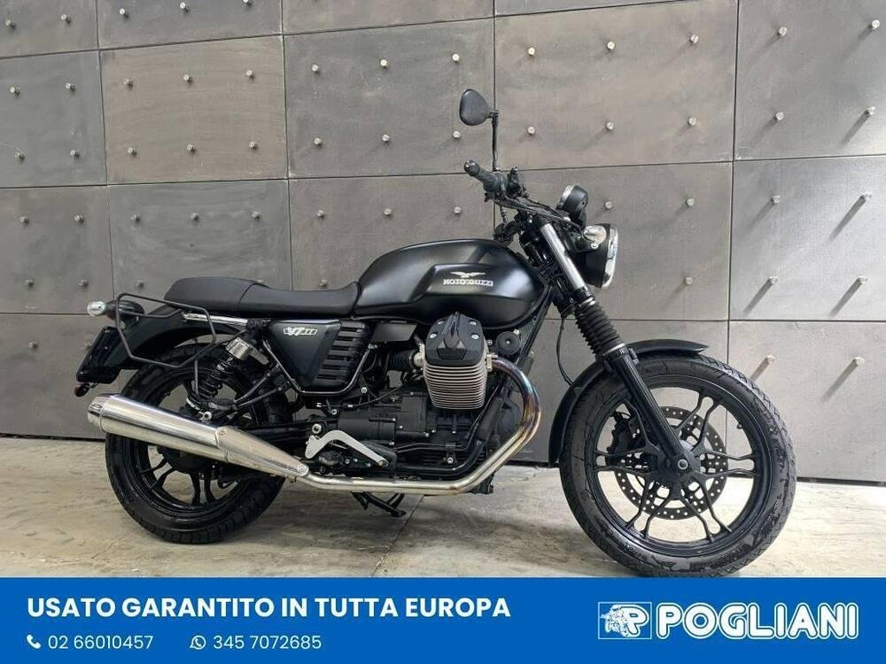 Moto Guzzi V7 II Stone (2015 - 17) (3)