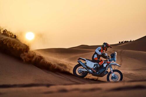 KTM 450 Rally Replica 2025: Ready to Race sulla sabbia [GALLERY] (4)